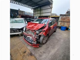 Coche accidentado Toyota Yaris Yaris III (P13), Hatchback, 2010 / 2020 1.33 16V Dual VVT-I 2012/2