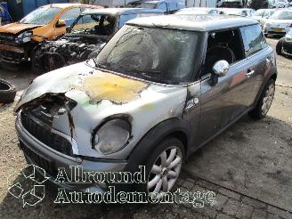 uszkodzony samochody osobowe Mini Mini Mini (R56) Hatchback 1.6 16V Cooper S (N14-B16A) [128kW]  (10-2006/02-=
2010) 2007