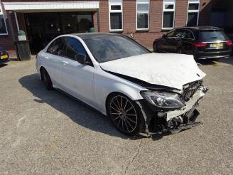 uszkodzony samochody osobowe Mercedes C-klasse C (W205), Sedan, 2013 C-200d 2.2 16V 2018/5
