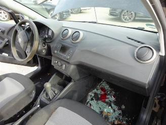 Seat Ibiza Ibiza IV (6J5), Hatchback 5-drs, 2008 / 2017 1.0 12V picture 14