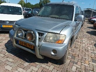 škoda osobní automobily Mitsubishi Pajero Pajero/Shogun Canvas Top (V6/7) Terreinwagen 3.2 DI-D 16V (4M41) [118k=
W]  (10-2001/12-2006) 2004/3