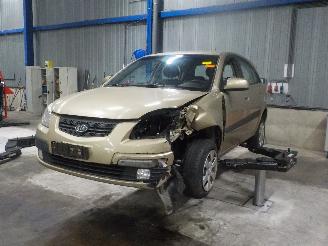 demontáž osobní automobily Kia Rio Rio II (DE) Hatchback 1.4 16V (G4EE) [71kW]  (03-2005/12-2011) 2008