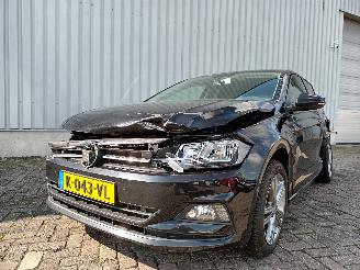 Voiture accidenté Volkswagen Polo Polo VI (AW1) Hatchback 5-drs 1.0 TSI 12V (DLAC) [70kW]  (06-2017/...)= 2021/3