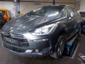 škoda osobní automobily Citroën DS5 DS5 (KD/KF) Hatchback 5-drs 1.6 HDiF 16V (DV6C(9HD)) [84kW]  (06-2012/=
07-2015) 2012