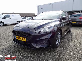 Salvage car Ford Focus 1.0 EcoBoost ST-Line Business 125pk 2020/4