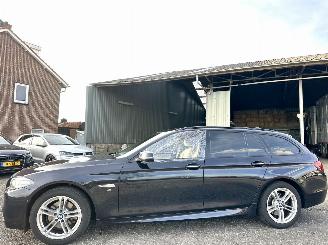 Voiture accidenté BMW 5-serie gereserveerd 520XD 190pk 8-traps aut M-Sport Ed High Exe - 4x4 aandrijving - softclose - head up - xenon - 360camera - line assist - 162dkm - keyless entry + start 2015/8