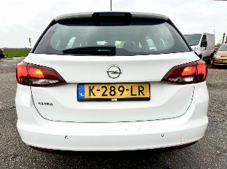 Opel Astra sports tourer 1.4 Turbo 145pk automaat - navi - nap - org NL - airco - cruise - pdc - licht + regensensor picture 5