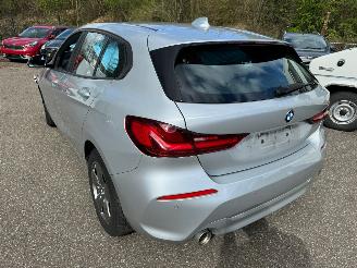 Damaged car BMW 1-serie 118i 136pk automaat led Navi Stoelverwarming PDC voor & Achter 2020/6