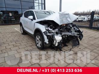 uszkodzony samochody osobowe Volvo XC40  2021/1
