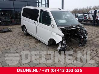 uszkodzony samochody osobowe Volkswagen Transporter Transporter T6, Van, 2015 2.0 TDI 199 2020/9