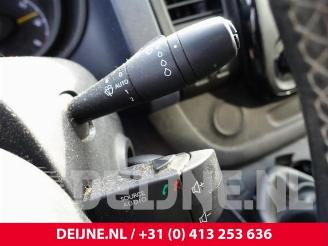 Opel Vivaro Vivaro, Van, 2014 / 2019 1.6 CDTI BiTurbo 140 picture 24
