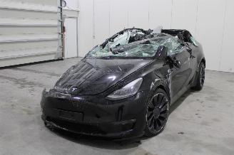 Auto incidentate Tesla Model Y  2023/8