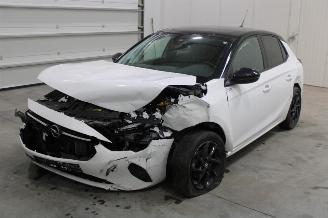 Damaged car Opel Corsa  2022/2