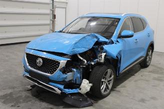 Damaged car MG HS  2023/3