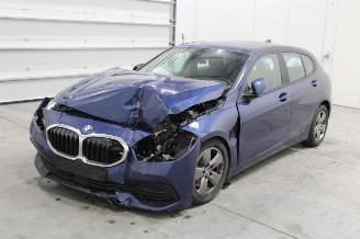 uszkodzony samochody osobowe BMW 1-serie 116 2022/7
