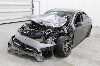 uszkodzony samochody osobowe Mercedes A-klasse A 200 2020/9