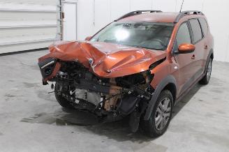 uszkodzony samochody osobowe Dacia Jogger  2023/1