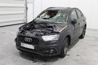 uszkodzony samochody osobowe Audi Q3  2014/9