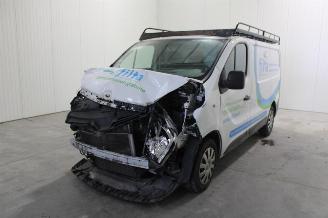 rozbiórka samochody osobowe Renault Trafic  2017/3