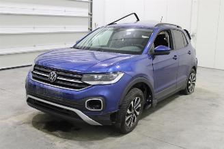 dañado vehículos comerciales Volkswagen T-Cross  2022/11