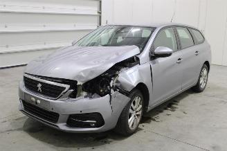 uszkodzony samochody osobowe Peugeot 308  2021/9