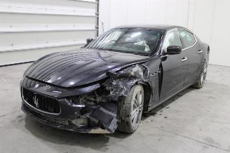 uszkodzony samochody osobowe Maserati Ghibli  2016/10