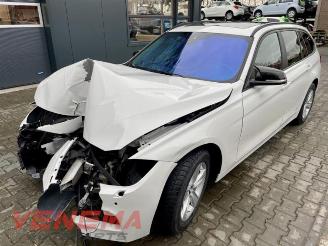 uszkodzony samochody osobowe BMW 3-serie 3 serie Touring (F31), Combi, 2012 / 2019 320d 2.0 16V 2014/6