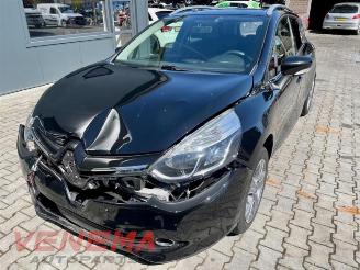Voiture accidenté Renault Clio Clio IV Estate/Grandtour (7R), Combi 5-drs, 2012 1.5 Energy dCi 90 FAP 2014/12