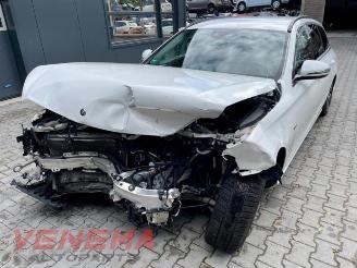 Coche accidentado Mercedes E-klasse E Estate (S213), Combi, 2016 E-300de 2.0 Turbo 16V 2020/2