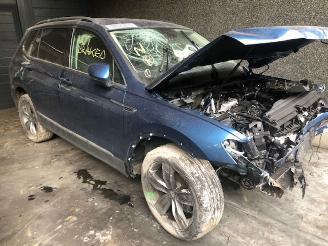 Coche accidentado Volkswagen Tiguan 2000CC - DIESEL -AUTOMAAT 2019/1