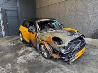 uszkodzony samochody osobowe Mini Cooper S 2.0 16V Cooper SD Hatchback 2Dr Diesel 1.995cc 120kW FWD 2014-06 (XN91) 2016/1