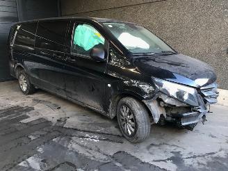 Coche accidentado Mercedes Vito Tourer (447.7) Bus 2014 2.2 114 CDI 16V Bus  Diesel 2.143cc 100kW (136pk) RWD 2018/3