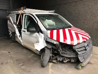 Unfallwagen Mercedes Vito Vito (447.6) Van 2018 1.6 111 CDI 16V Bestel  Diesel 1.598cc 84kW (114pk) FWD 2018/5