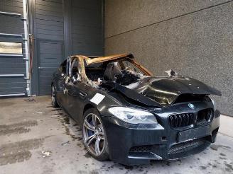 uszkodzony samochody osobowe BMW M5 M5 (F10), Sedan, 2011 / 2016 M5 4.4 V8 32V TwinPower Turbo 2013/2