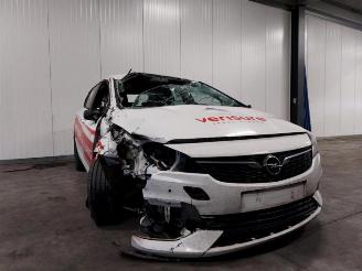 Voiture accidenté Opel Astra Astra K, Hatchback 5-drs, 2015 / 2022 1.5 CDTi 105 12V 2020/1