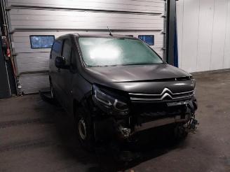 Vaurioauto  commercial vehicles Citroën Berlingo Berlingo, Van, 2018 1.5 BlueHDi 75 2020/9