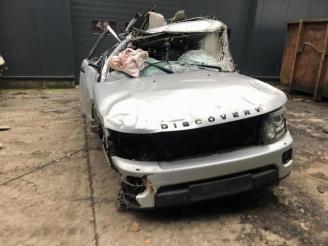 damaged passenger cars Land Rover Discovery Discovery IV (LAS), Terreinwagen, 2009 / 2018 3.0 TD V6 24V 2015/1