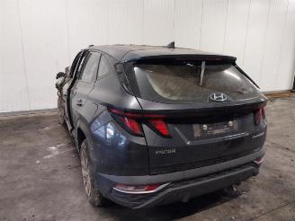 Damaged car Hyundai Tucson  2021