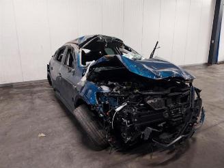 Voiture accidenté Renault Arkana Arkana (RJLL), SUV, 2020 1.3 TCe 140 16V 2023/6