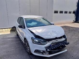 Coche accidentado Volkswagen Polo Polo V (6R), Hatchback, 2009 / 2017 1.4 TDI 2014/10