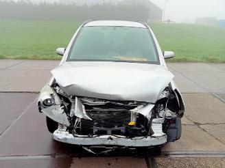 Voiture accidenté Opel Zafira Zafira (M75), MPV, 2005 / 2015 1.6 16V 2007/11