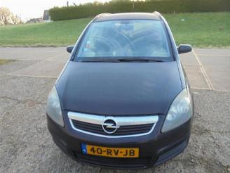 Coche accidentado Opel Zafira Zafira (M75), MPV, 2005 / 2015 1.9 CDTI 2005/9