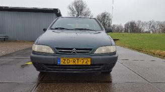 Vaurioauto  passenger cars Citroën Xsara Xsara Hatchback 1.8i 16V Exclusive (XU7JP4(LFY)) [81kW]  (04-1997/09-2000) 1998/2