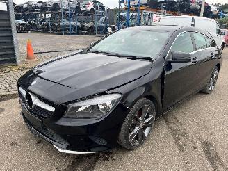 škoda osobní automobily Mercedes Cla-klasse  2017/1
