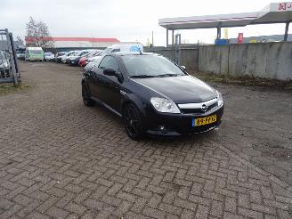 Opel Tigra TwinTop   1.4  16V picture 1
