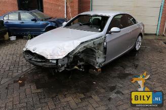 Damaged car BMW 3-serie E93 330i 2007/11