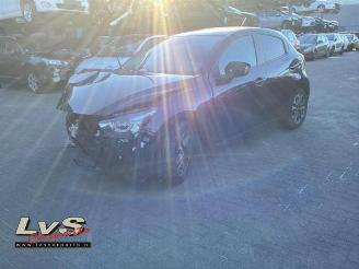 Voiture accidenté Mazda 2 2 (DJ/DL), Hatchback, 2014 1.5 SkyActiv-G 90 2016