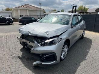 rozbiórka samochody osobowe BMW 1-serie i Advantage  DAB-Tuner ScheinLED 2021/5